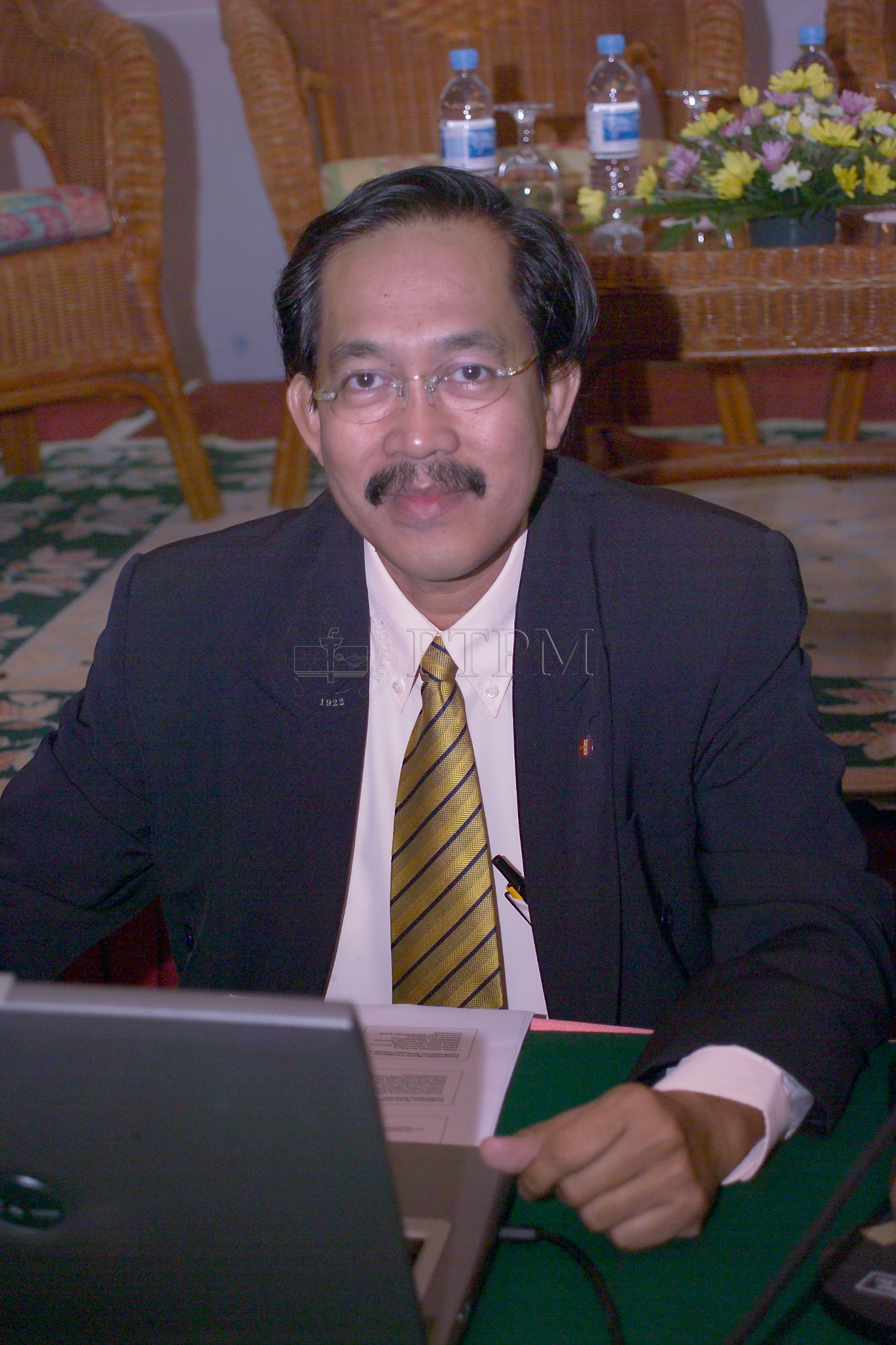 PTPM 04 18 ptpm D8XZ2235